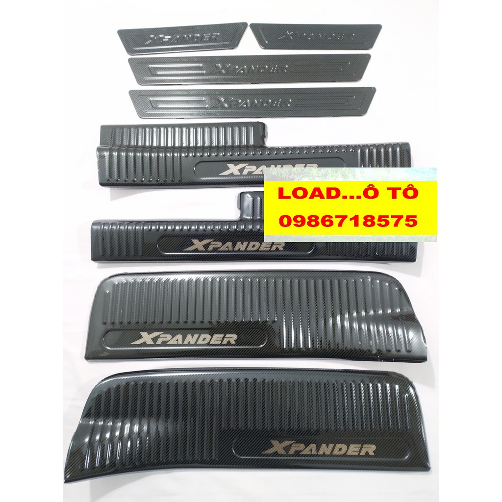 Ốp Bậc Cửa, Nẹp Bước Chân Chân Trong Ngoài Xe Xpander 2022-2018 Mẫu Vân Carbon cao Cấp
