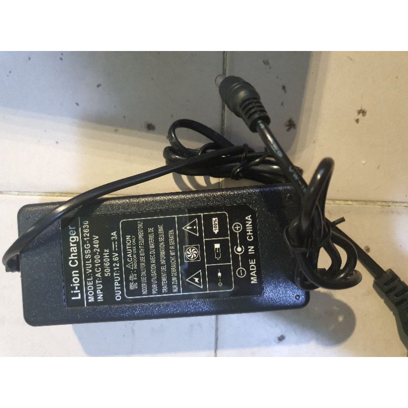 Sạc pin lithium ion 3s 12.6v