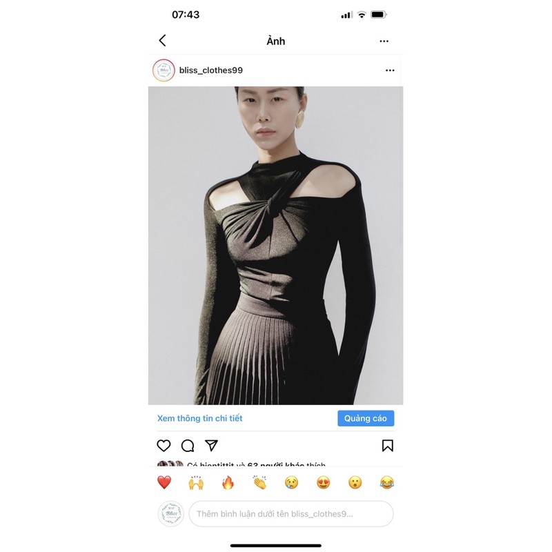 Áo cutout xoắn ngực hot nhà e nè