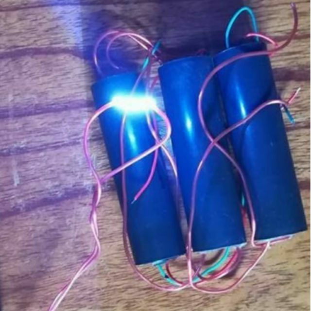 kích điện 3,7v lên 1000kv (cho anh em tự chế)