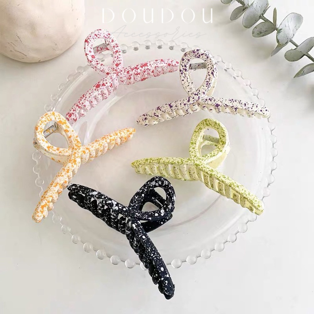 Phụ kiện kẹp tóc xinh DOUDOU Kẹp càng cua Hàn Quốc Cặp tóc cỡ lớn cho nữ hoạ tiết chấm hạt tiêu thời trang ZJ028