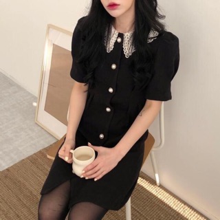 Váy đen cổ bèo tay bồng cực xinh (order taobao)