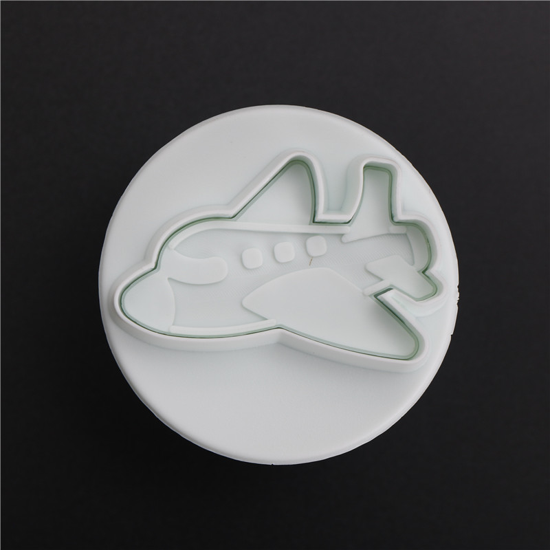 Bộ 4 Khuôn Cắt Bánh Quy Đa Năng Chất Lượng Cao