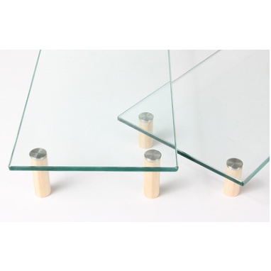 Kệ Nâng Màn Hình Kính Trong Suốt nâng màn hình để luôn đảm bảo người dùng được ngồi thẳng và đúng cách.