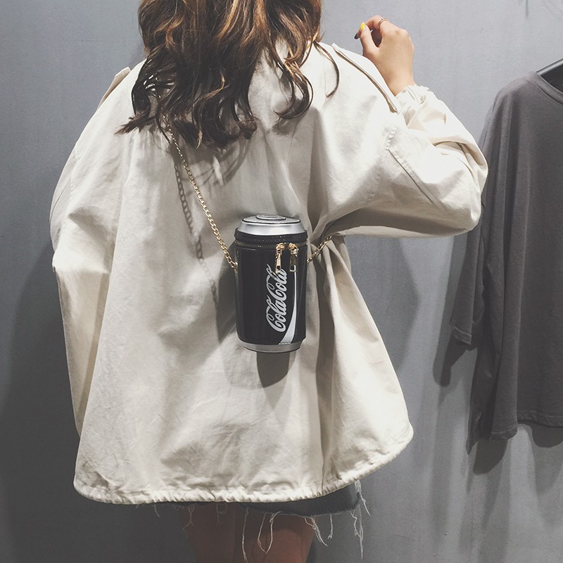 Túi đeo hình lon Coca, Pepsi độc lạ