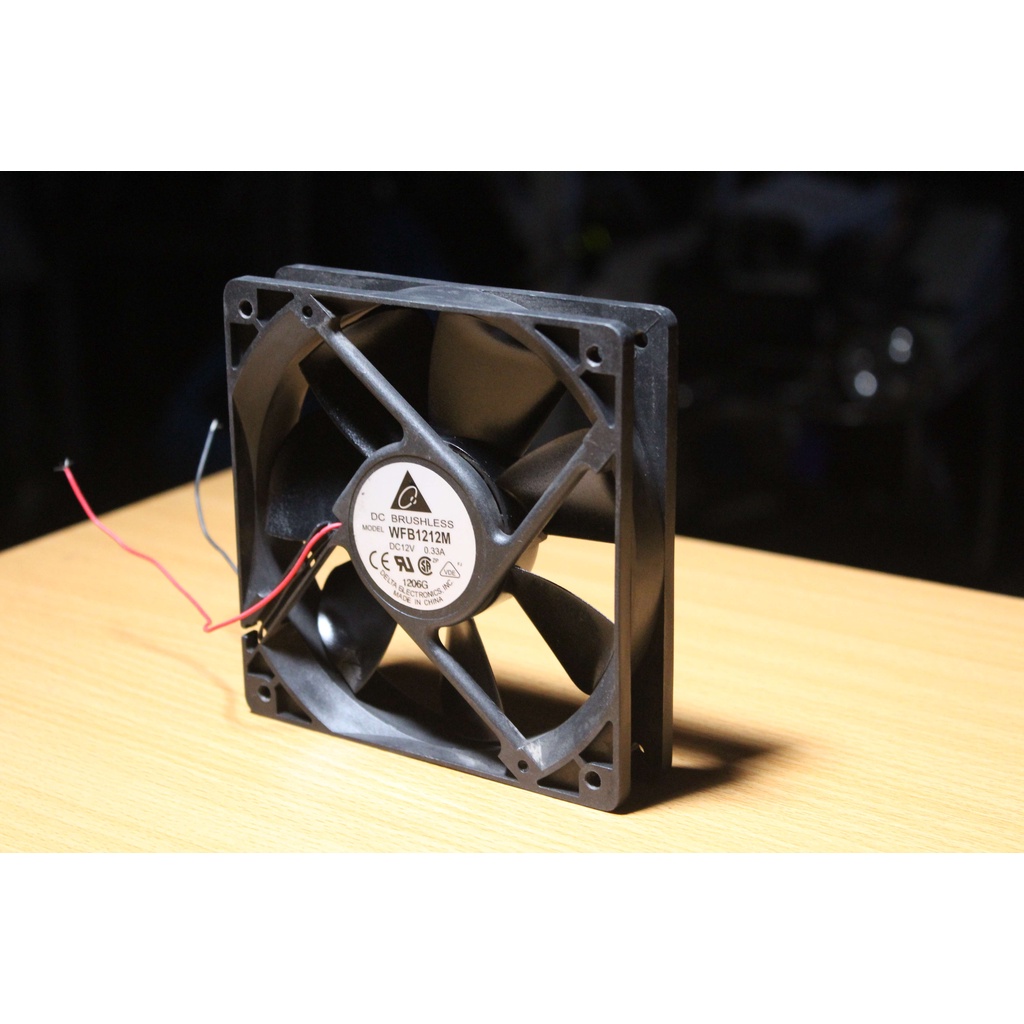 Quạt tản nhiệt 12x12x2,5cm, fan server máy chủ vuông 12cm 12v 0.33A khung nhựa chắc chắn