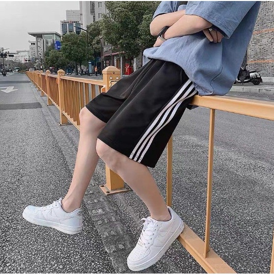Quần short Nam phối sọc UNISEX Năng động cá tính