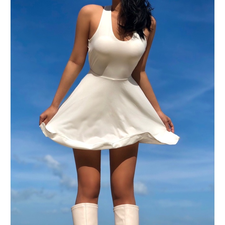 đầm thun hở lưng