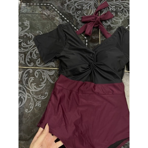 Áo tắm 1 mảnh thắt nơ đen đỏ