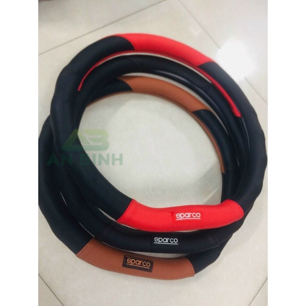 Bọc Vô Lăng D Cut Cho Xe Elantra, Kia, Seltol, Suzuki XL7 – Ốp Vô Lăng Da Cao Cấp Sparco