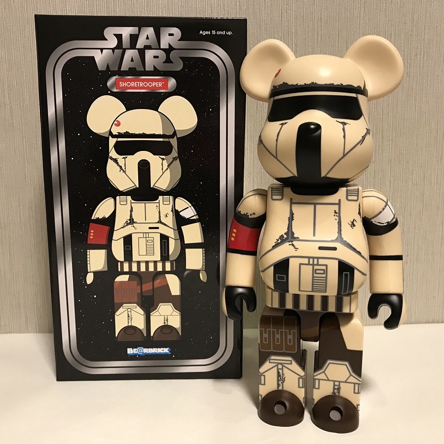 Mô hình trưng bày decor Bearbrick Shoretrooper 400%