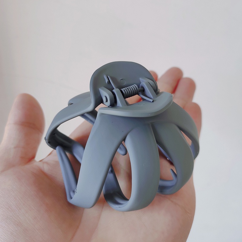 Kẹp Tóc Hình Cá Mập Cỡ Lớn Dành Cho Nữ