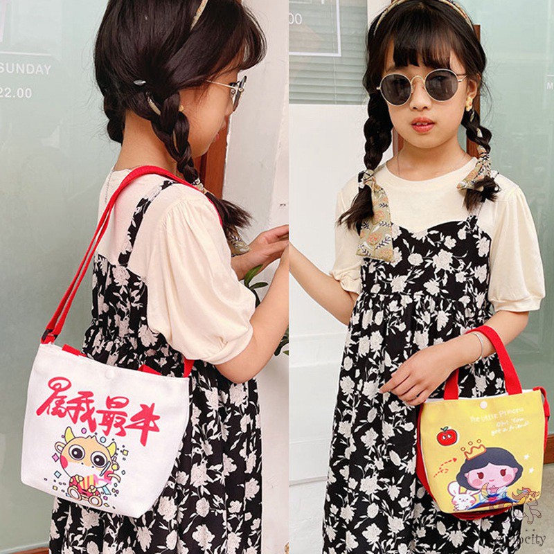 Túi Xách Đeo Vai Vải Bạt Họa Tiết Hoạt Hình Phong Cách Hàn Quốc Đáng Yêu Dành Cho Trẻ