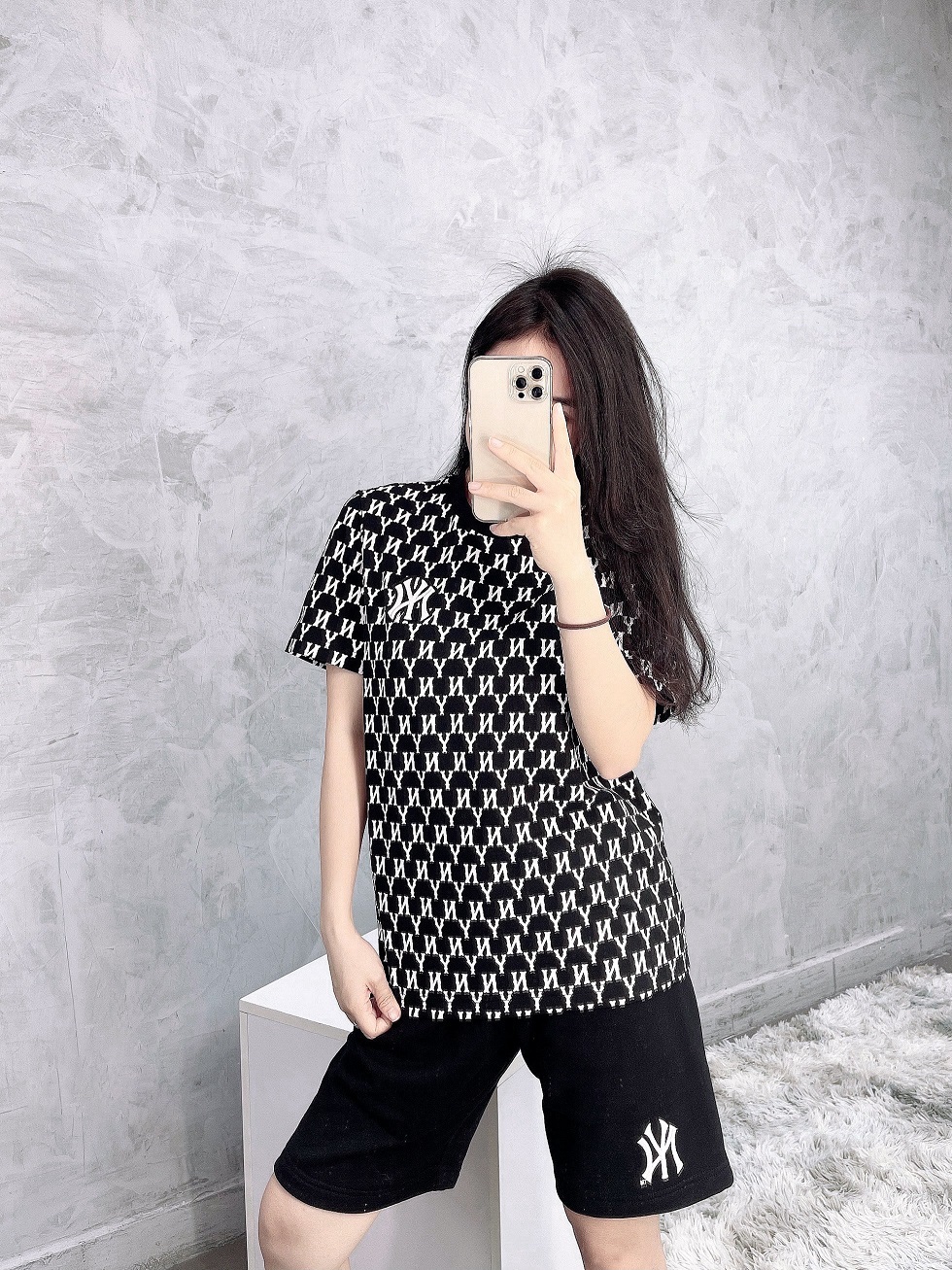 (HÀNG XUẤT XỊN) Áo NY015 M/I/B MONOGRAM TEE IN BLACK Made in Cambodia full tag code | BigBuy360 - bigbuy360.vn