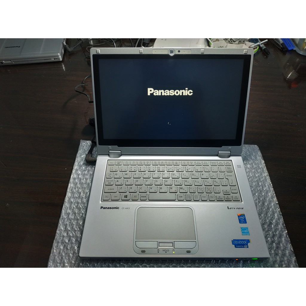 Laptop Panasonic nội địa Nhật Bản CF-AX3, CPU i5-4300U, RAM 4GB, SSD128GB - BH 6 tháng