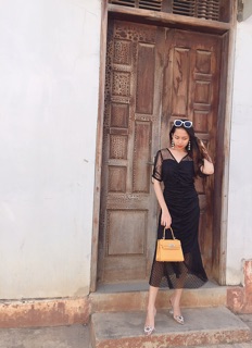 ĐẦM NHÚN ĐUÔI CÁ REN