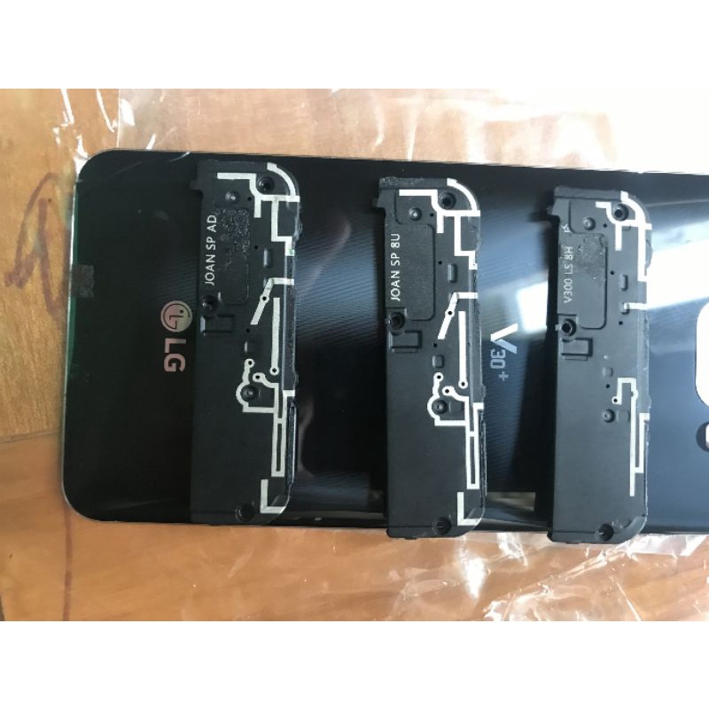 Cụm loa ngoài LG V30 bóc máy dùng tốt