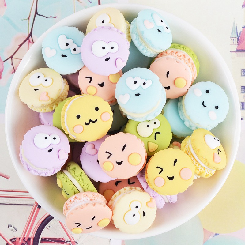 Set 10 Mô Hình Bánh Macaron Mini 20x13mm Bằng Nhựa Dùng Trang Trí Điện Thoại / Đồ Thủ Công