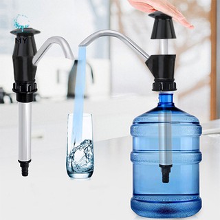 Vòi bơm nước bằng tay gắn bình nước cho xe dã ngoại tiện dụng