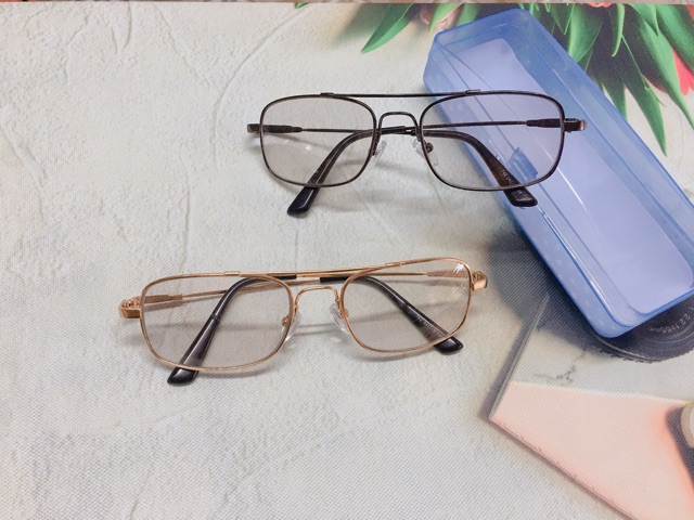 (Hàng mới) Kính đổi màu gọng titan dẻo hai cầu-tặng kèm hộp và khăn lau (ảnh tự chụp) | BigBuy360 - bigbuy360.vn