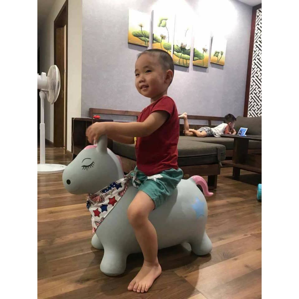 Thú nhún Chỉ là thú nhún thôi ạ, nhưng cũng phải tiêu chuẩn Mỹ thì nhà cháu mới nhập - Cao su cao cấp, đẹp và an toàn ch