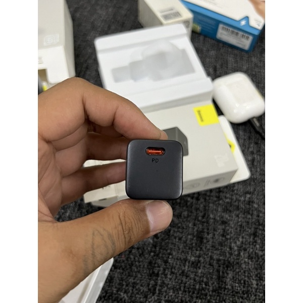 Củ sạc nhanh 20W Baseus