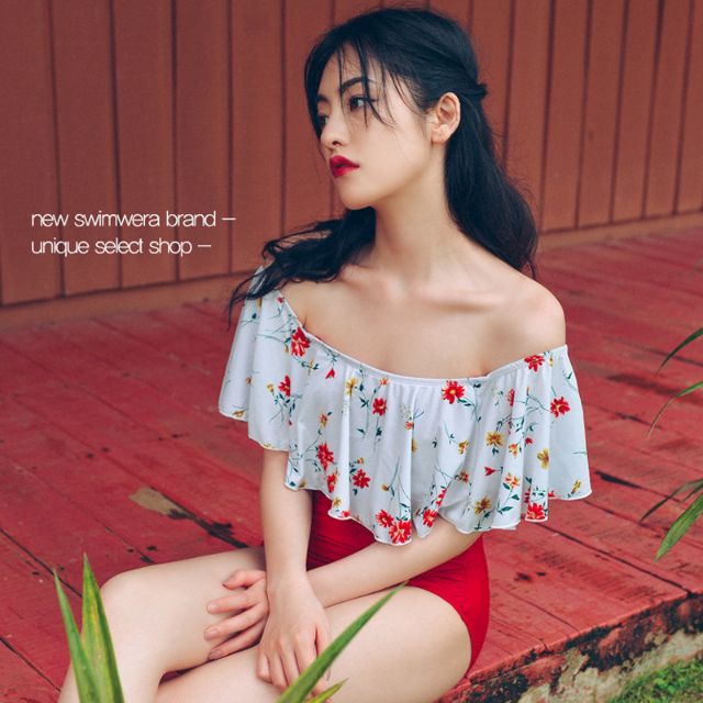 Bikini bèo trễ vai hoa nhí( kèm hình thật)