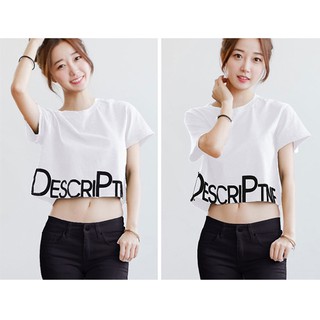 Áo thun croptop khoe đường cong form rộng