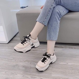 Giày sneaker vải đế sóng viền đỏ