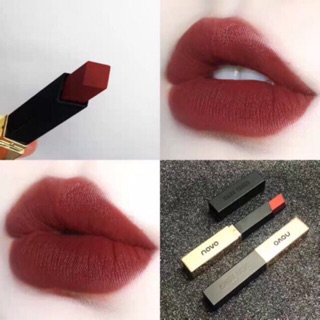 Son Sáp Novo Vàng Small Gold Bara Strip Lipstick