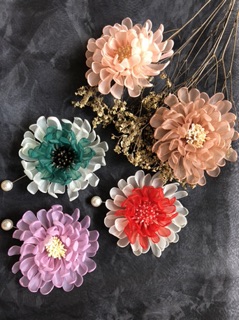 Cài áo handmade cúc voan