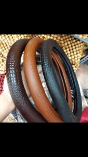 Bọc vô lăng da cá sấu