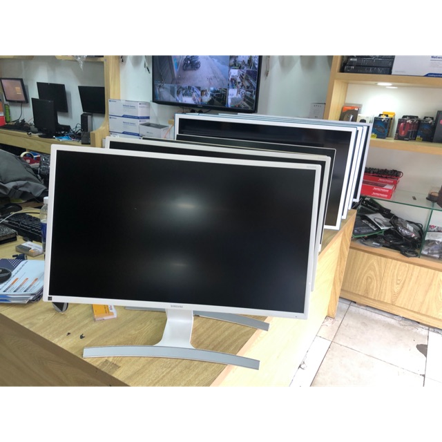 Màn hình Samsung 27″ LS27E591C Curved LED.