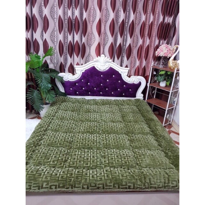 Chăn lông cừu chữ vạn kích thước 2mx2m2 nặng 3.2kg được chọn màu