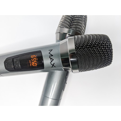 Combo 2 Micro đa năng không dây MAX 39 hát karaoke gia đình cực hay trang bị màn hình LCD hiển thị tần số