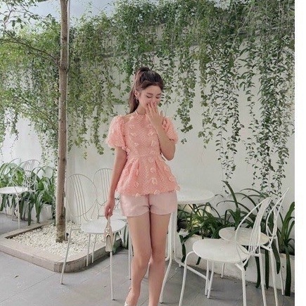 Sét bộ đi chơi tay ngắn cổ yếm hở lưng cho nàng dạo phố mùa hè