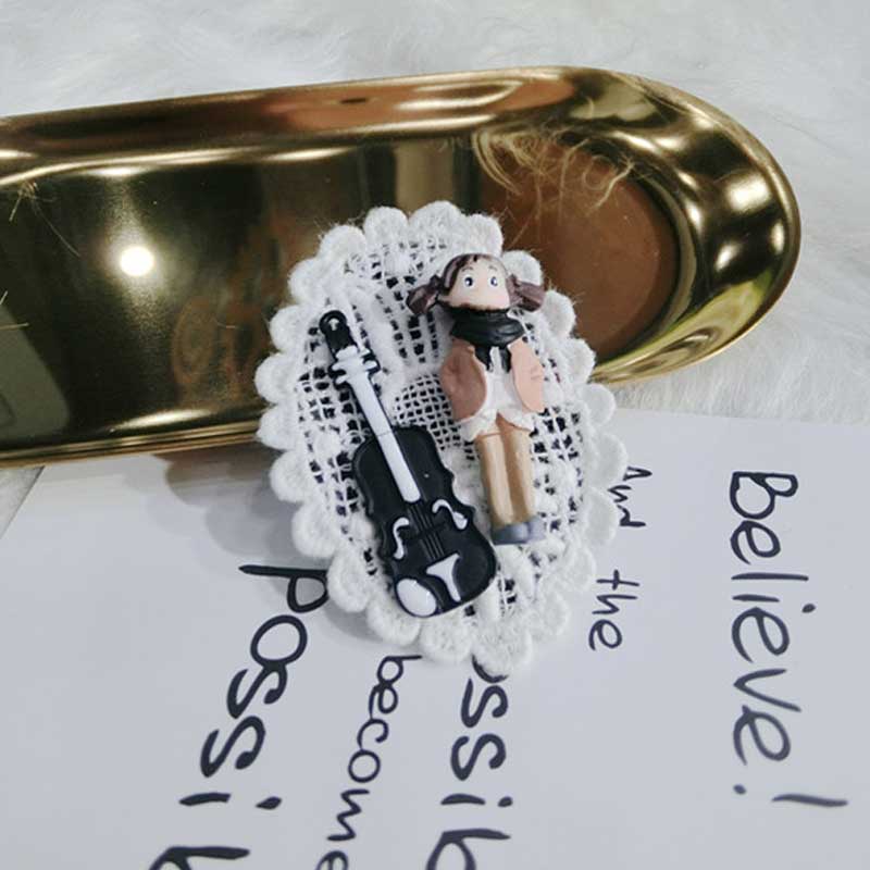 Ghim cài áo 5 đầu hoa trà đính ngọc trai sang trọng