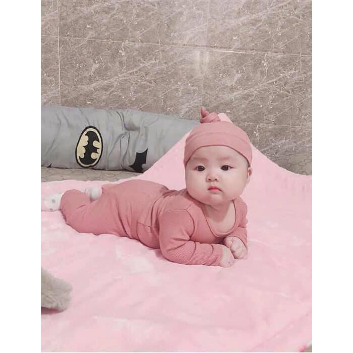 Bộ Quần Áo Trẻ Em Minky Mom Len Tăm Củ Tỏi Cho Bé Kèm Nón Siêu Kute AF Kid từ 3 đến 15kg