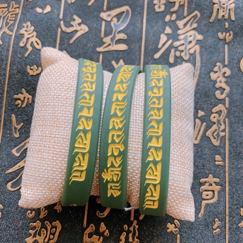 Vòng tay cao su Tiếng Phạn -