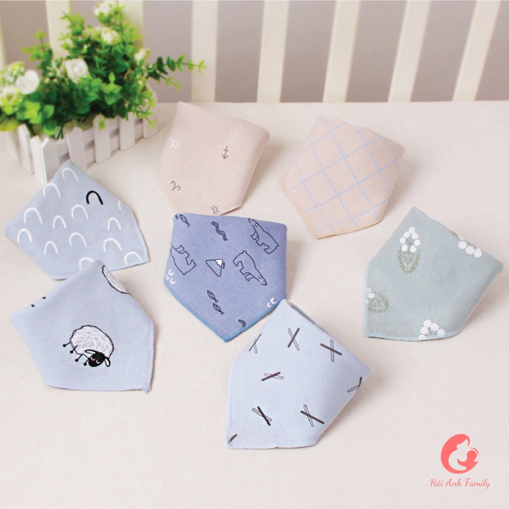Khăn yếm tam giác cho bé chất liệu Cotton 2 lớp có cúc bấm cao cấp - Hải Anh Family