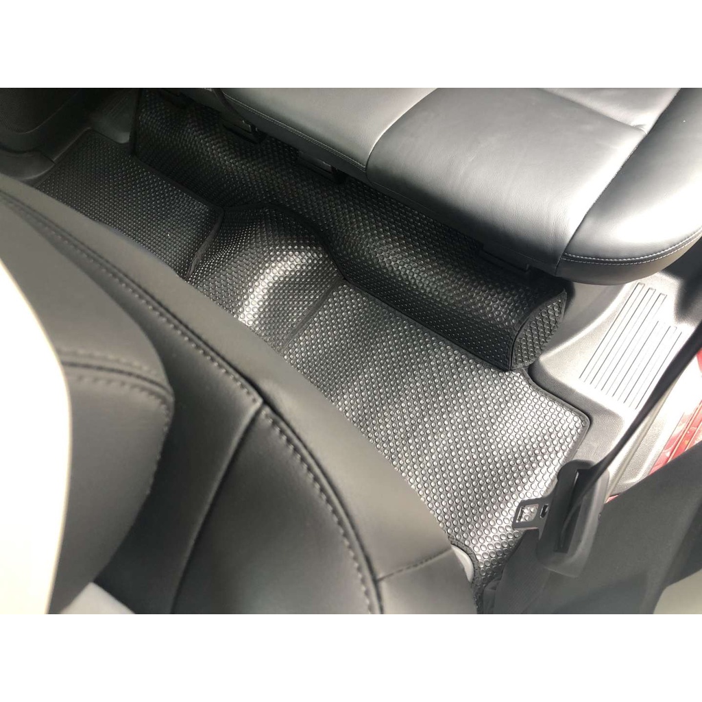 Thảm Lót Sàn Ô Tô KATA Cao Cấp Cho Xe Mitsubishi Pajero Sport  - Không mùi, Không ẩm mốc, Dễ dàng vệ sinh