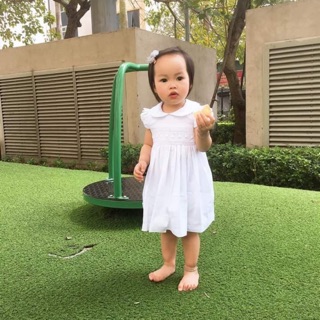 Váy smock trắng