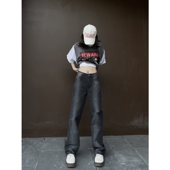 Quần Jean khói loang ống rộng rách một bên siêu chất | BigBuy360 - bigbuy360.vn