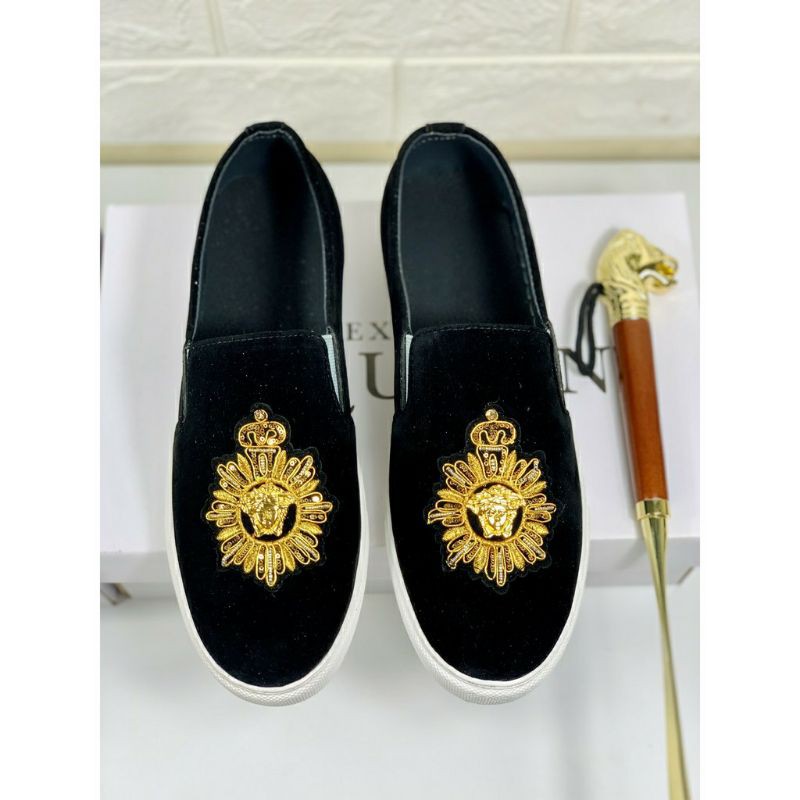 ( Hot 2020 ) Giày lười nam mác vàng mặt người mới , giày lười nam trẻ trung năng động | BigBuy360 - bigbuy360.vn