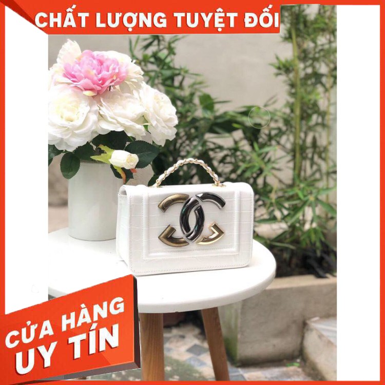 Túi đeo chéo, túi xách nữ chữ CG in nổi, dễ phối đồ