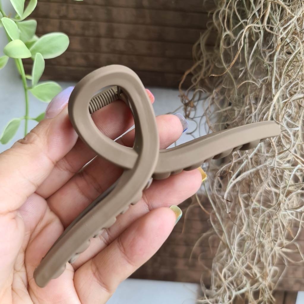 Kẹp Tóc Gấp Tóc Nhiều Mẫu Tông Nâu Cho Mùa Hè Hot Trend