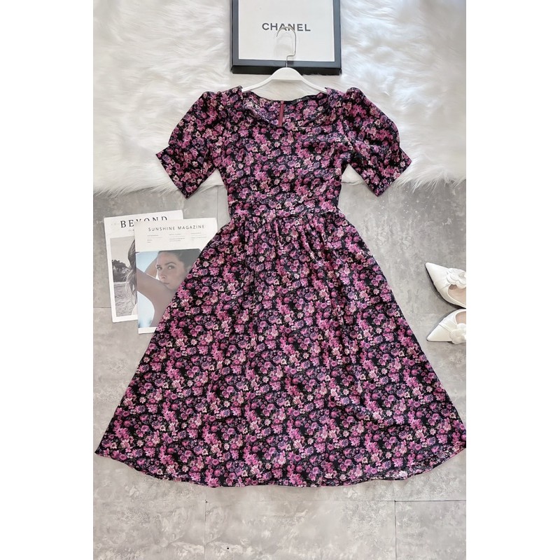 VNU239 - VÁY HOA TÍM HỒNG CỔ VUÔNG | BigBuy360 - bigbuy360.vn