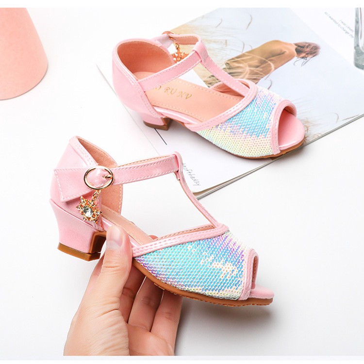 Giày sandal cao gót kiểu công chúa dễ thương xinh xắn thời trang Hàn Quốc cho bé gái