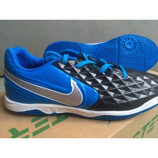 Giày bóng đá Futsal (mẫu 2)