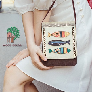 Túi xách gỗ vintage họa tiết cá sắc màu